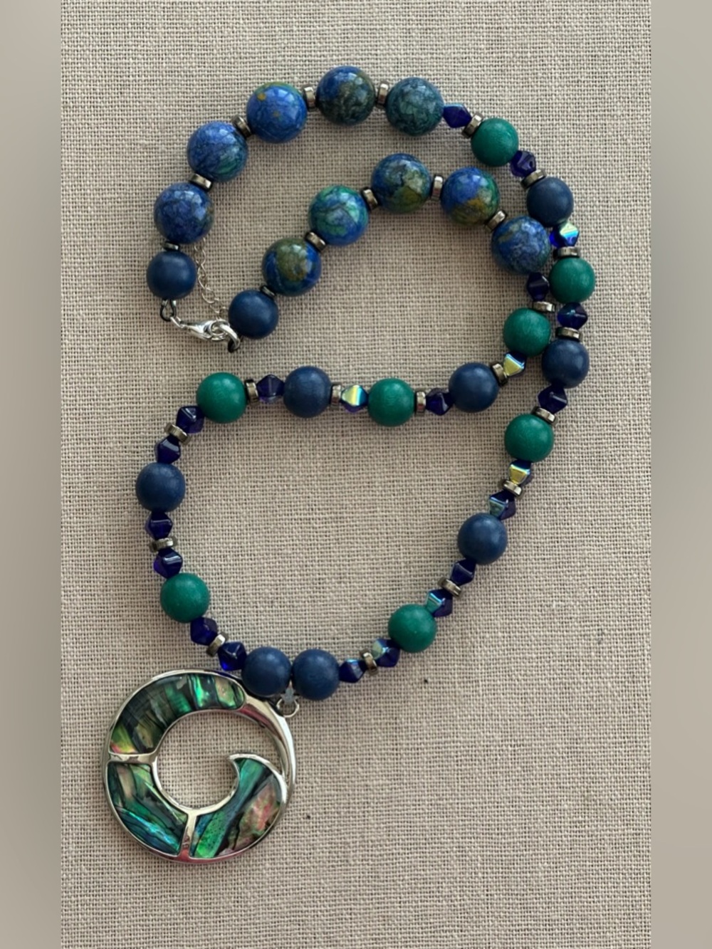 22 inch Abalone Shell bead necklace NWOT - Picture 4 of 15